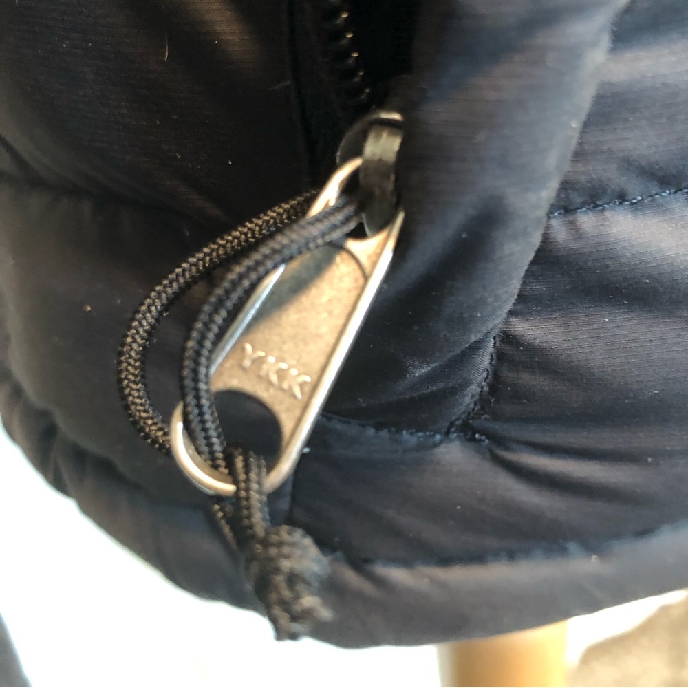 The North Face 700 Women's Size XS Full Zip Puffer Goose Down Black Jacket - Picture 10 of 16